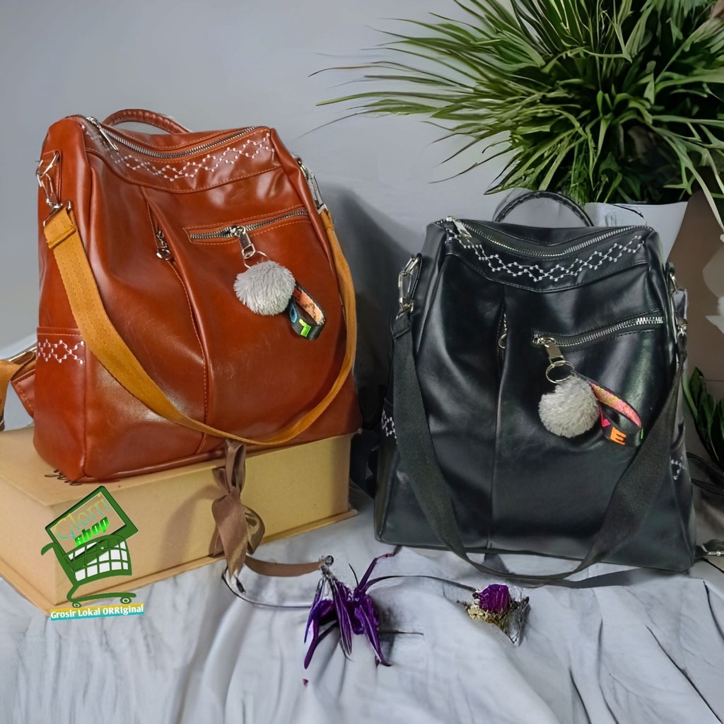 Tas Ranse Wanita Kulit Sintesis Tas Multifungsi dengan Mainan Gantungan Lucu Cocok Dipakai Semua Tema Polos