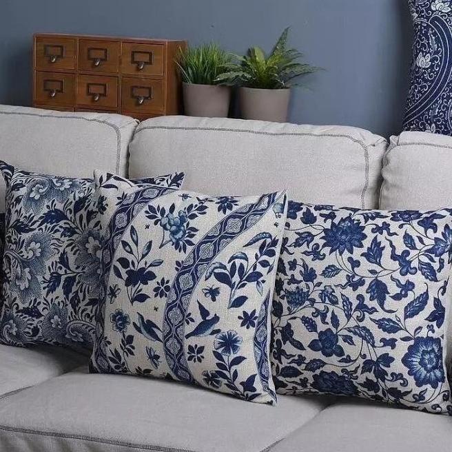 (Unik) Sarung Bantal Sofa Batik 30X50 45X45 Biru Batik Linen