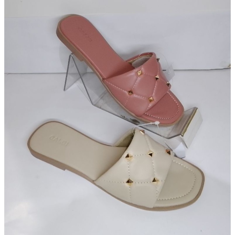 Sandal Calbi wanita model terbaru.HTE 11922, produk 100%Original.