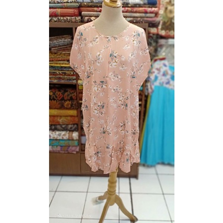 Toko bakul batik, Daster ruffle