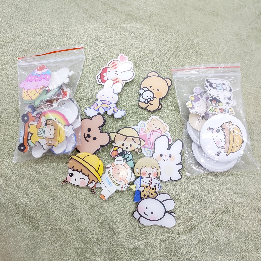 BROSS LUCU MURAH / PIN BROSS ANIMASI LUCU IMUT MURAH / PIN BROSS TAS KOREA MURAH / PIN BROSS TAS / ASTHETIC KOREAN BROSS CUTE / CUTE PIN BROSS / KOREAN PIN BROSS MURAH / PIN BROSS AKRILIK KARTUN/ ACCESORIES BROSS PIN KARTUN AKRILIK UNIK ESTETIK LUCU MURAH