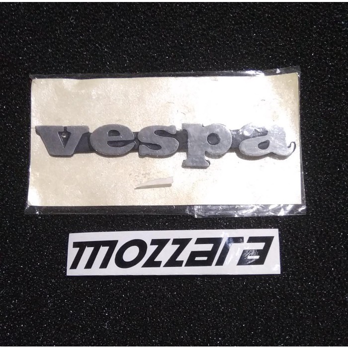 Emblem " Vespa " untuk Vespa Super /Sprint Klasik