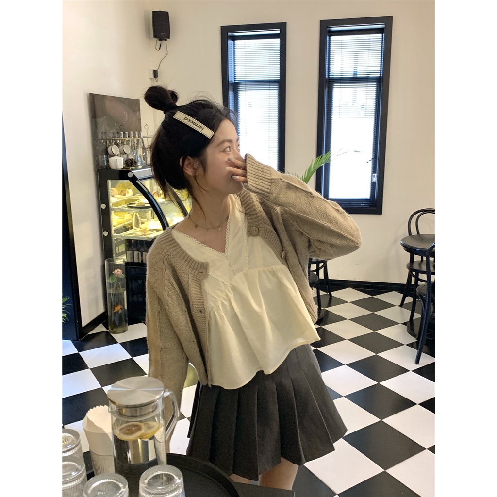 Red Kumikumi loose all-match short sweater jacket women s spring mid-length suspender dress dress two-piece set