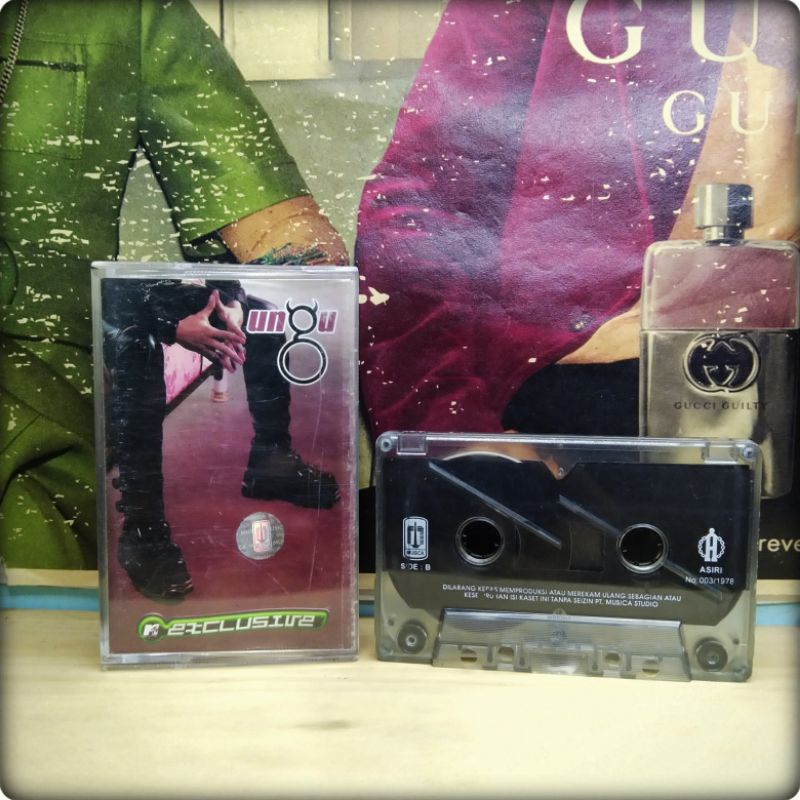 Kaset Pita Original Ungu / Tempat Terindah