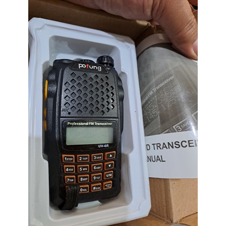 Ht Baofeng UV6r Dual Band Ht Pofung UV 6R Power 7 Watt Kondisi 98 persen Terpakai 3 bulan untuk even