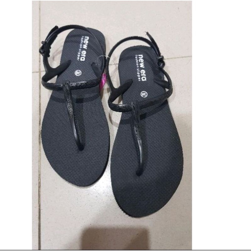 SANDAL NEW ERA RAISA TALI BELAKANG