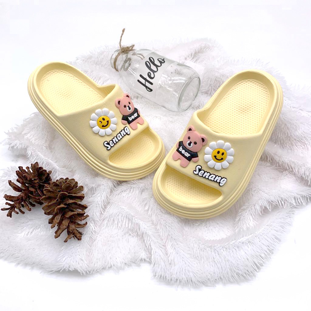 Sandal Anak Perempuan Sandal Selop Bahan Karet Tidak Licin Motif Lucu Terbaru Size 24-35