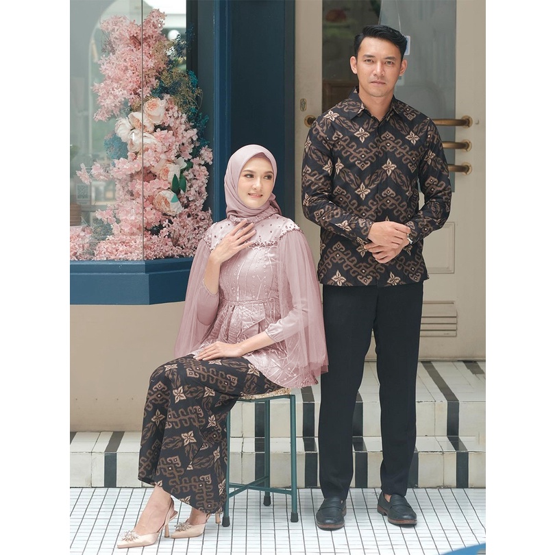 AZKANA BATIK - Batik Couple Kebaya Modern Ziva Kebaya Wisuda Kebaya Couple Lamaran Baju Pesta Murah Kebaya Tunangan Modern Kekinian Brokat Tulle Mutiara Premium Allsize Kemeja Pria Lengan Panjang Size M,L,XL