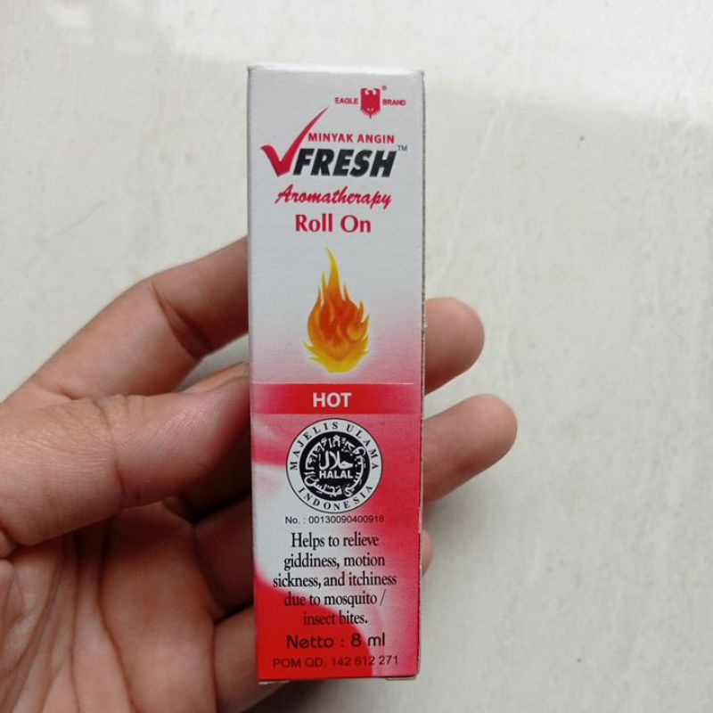 Cap Lang VFresh  Minyak Angin Roll On 8ml