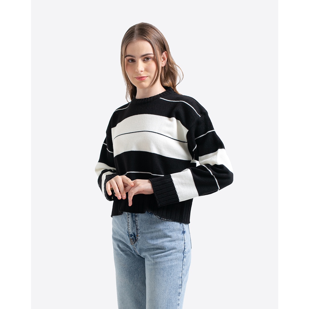 NIGOO Suji Knit Crop Sweater Rajut