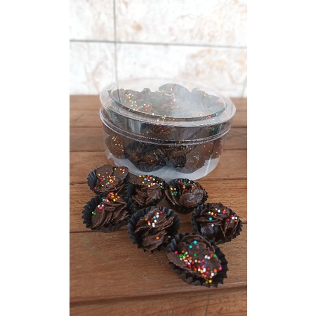 

CHOCOLATE CORNFLAKES/COKLAT CORNFLAKES/COLLATA