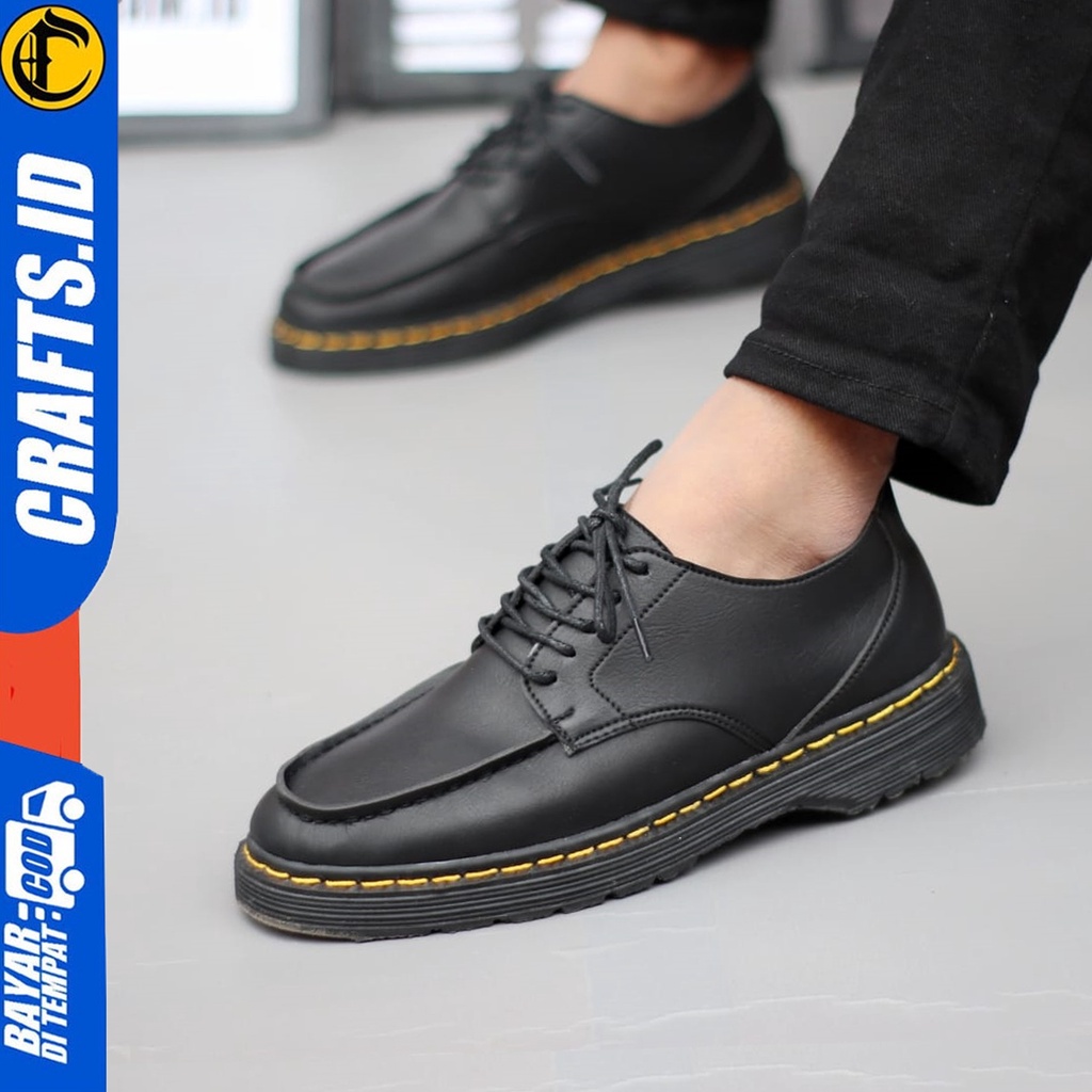 CRAFTS summer - Sepatu Pantofel Docmart Formal Low Boots Kerja Pria Hitam