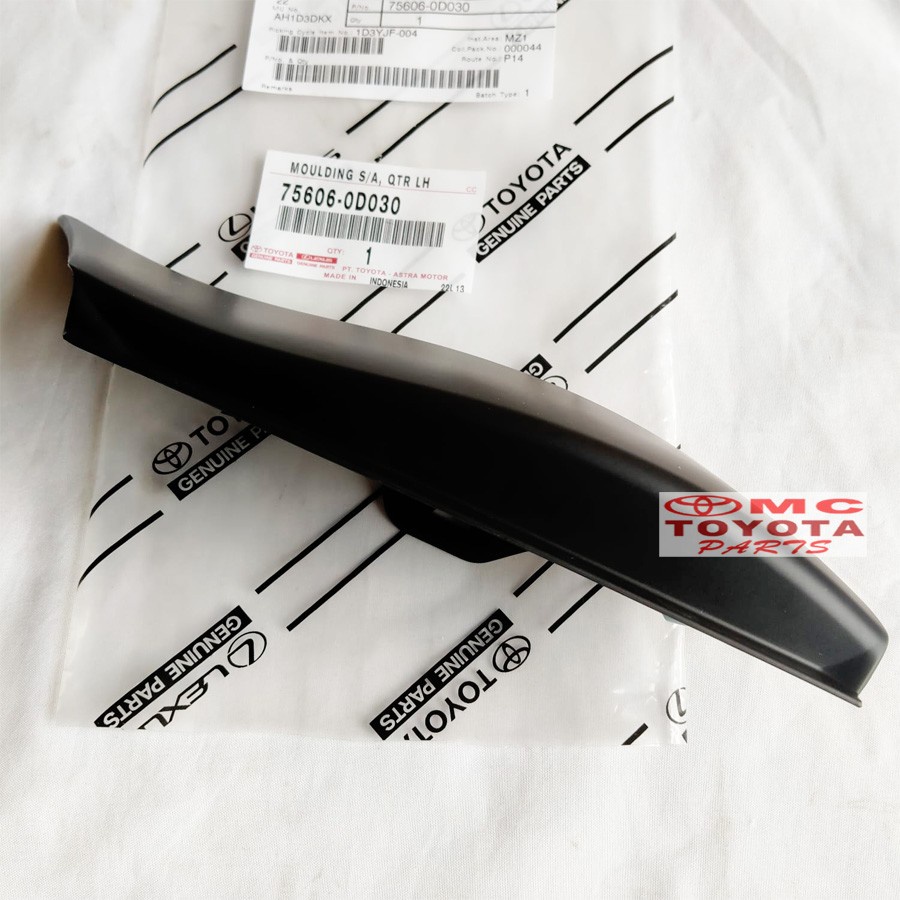 Cover Moulding Quarter Samping Pintu Kiri Toyota Sienta 75606-0D030