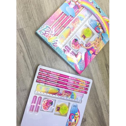 

Pensil set barbie