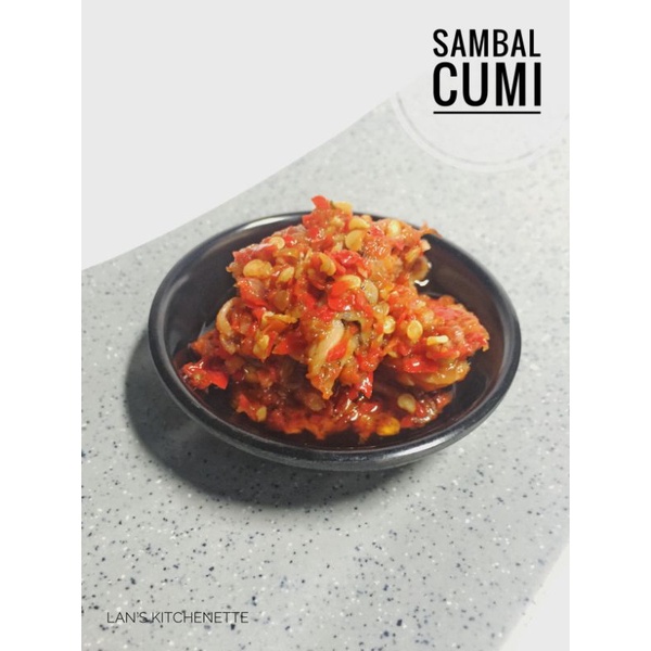 

lanSambal cumi pedas gurih 150 gr.