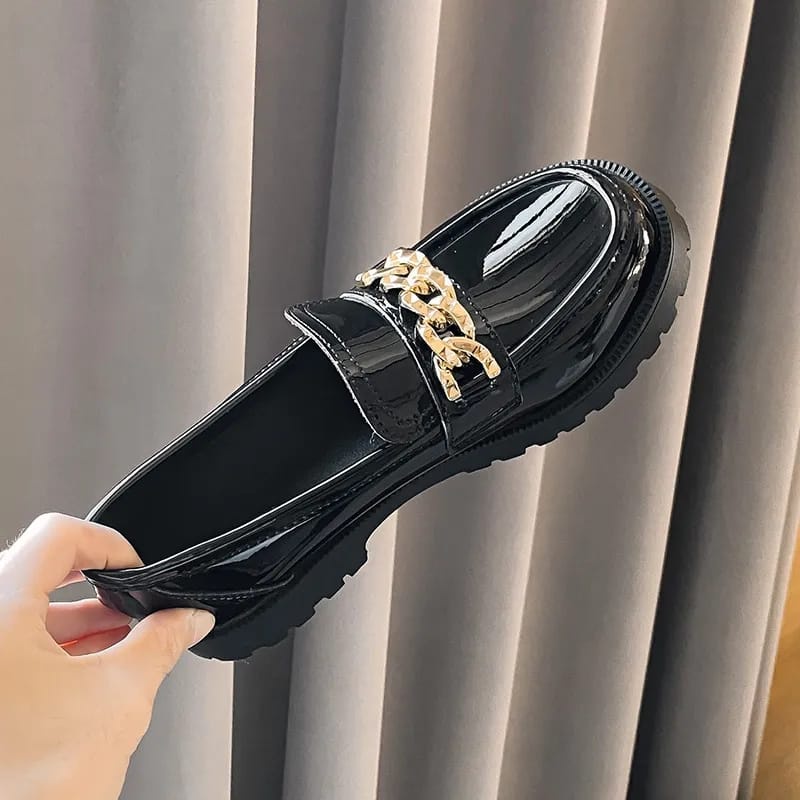 SEPATU DOCMART WANITA RANTAI MUTIARA PLATFROM MUSIM SEMI 0070