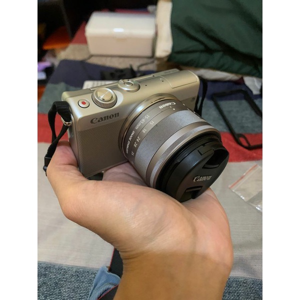Canon m100