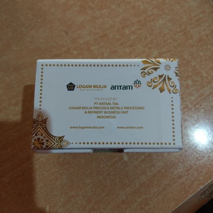 logam mulia box emas antam