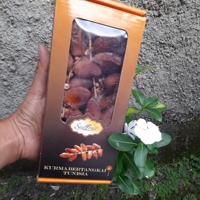 

Kurma Bertangkai Tunisia Sunfruit 400gr exp 2026