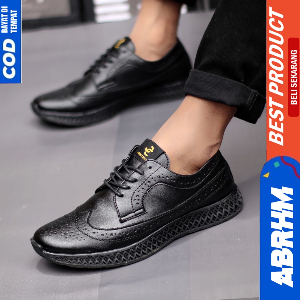 Sepatu Sneakers Casual Hitam Pria Kerja Abrhm Fite