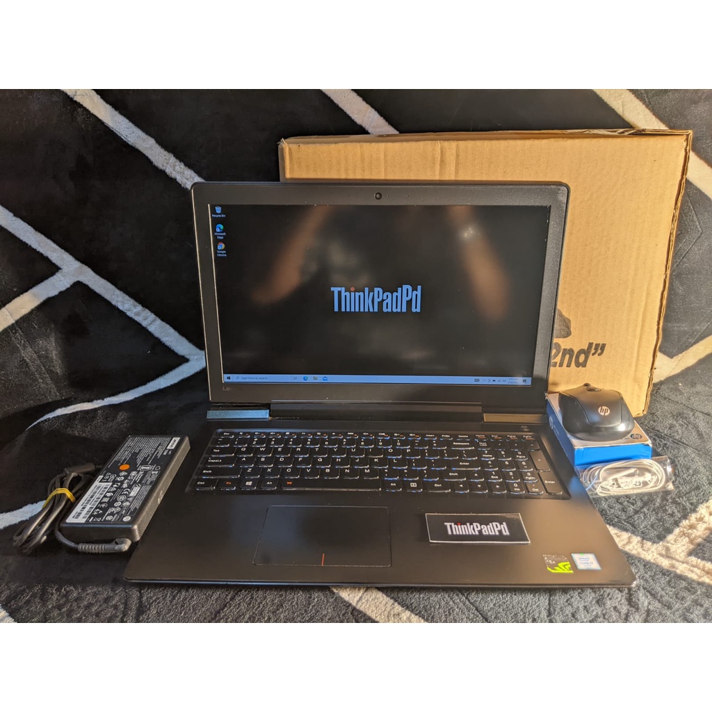 Laptop Gaming Desain Lenovo Ideapad Y700 Dual VGA Intel Core i7 6700HQ & Nvidia GTX 950M Mulus Murah