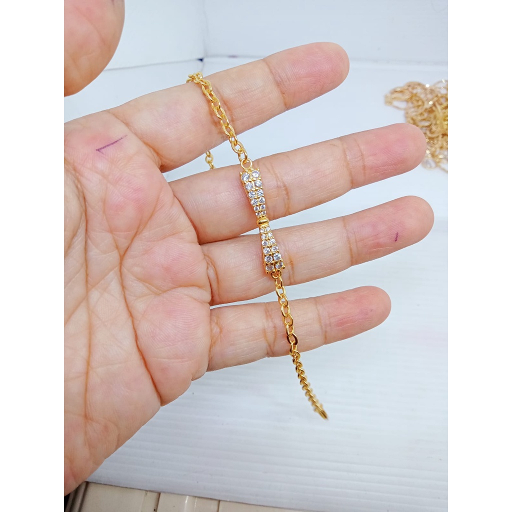 GELANG TANGAN PITA PERHIASAN IMITASI LAPIS EMAS