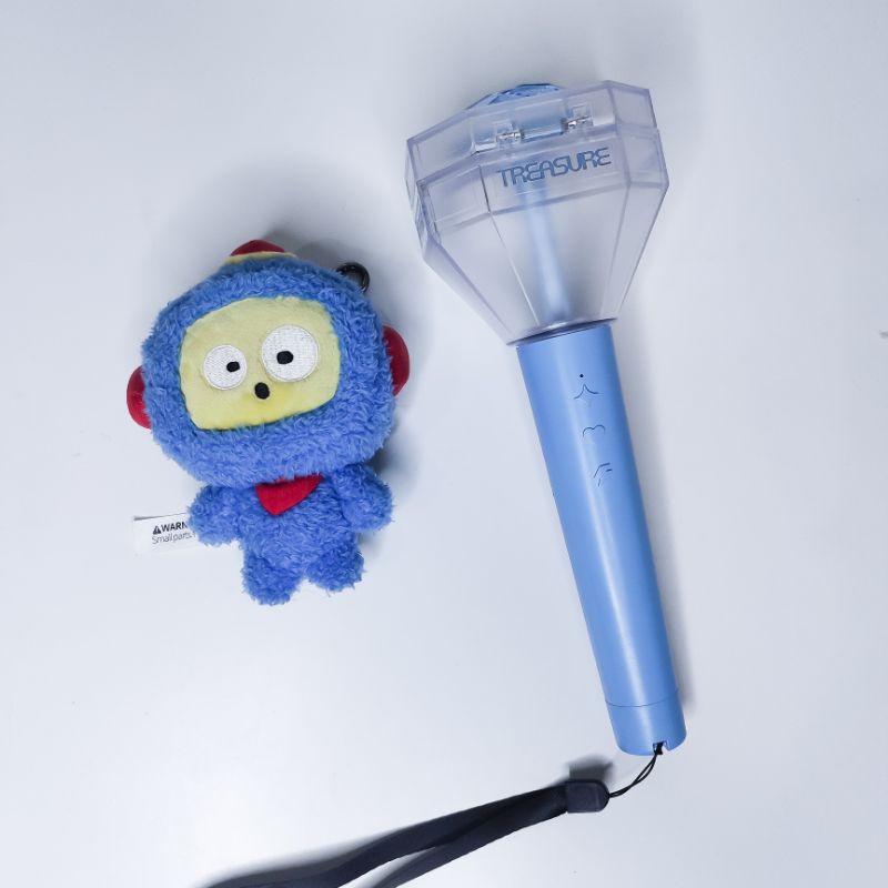 bagcharm hikun preloved