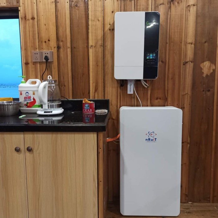 Growatt SPF 3000~5000 ES 48v 3000W 5000W Hybrid Inverter High Performa