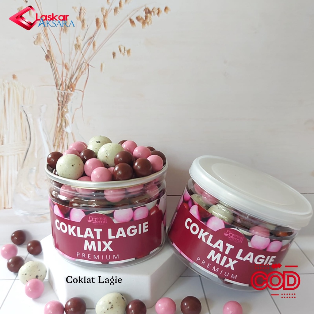 

Can - Choco Ball 3in1 Mixed Coklat Isi Biskuit Coklat Isi Kacang / Premium