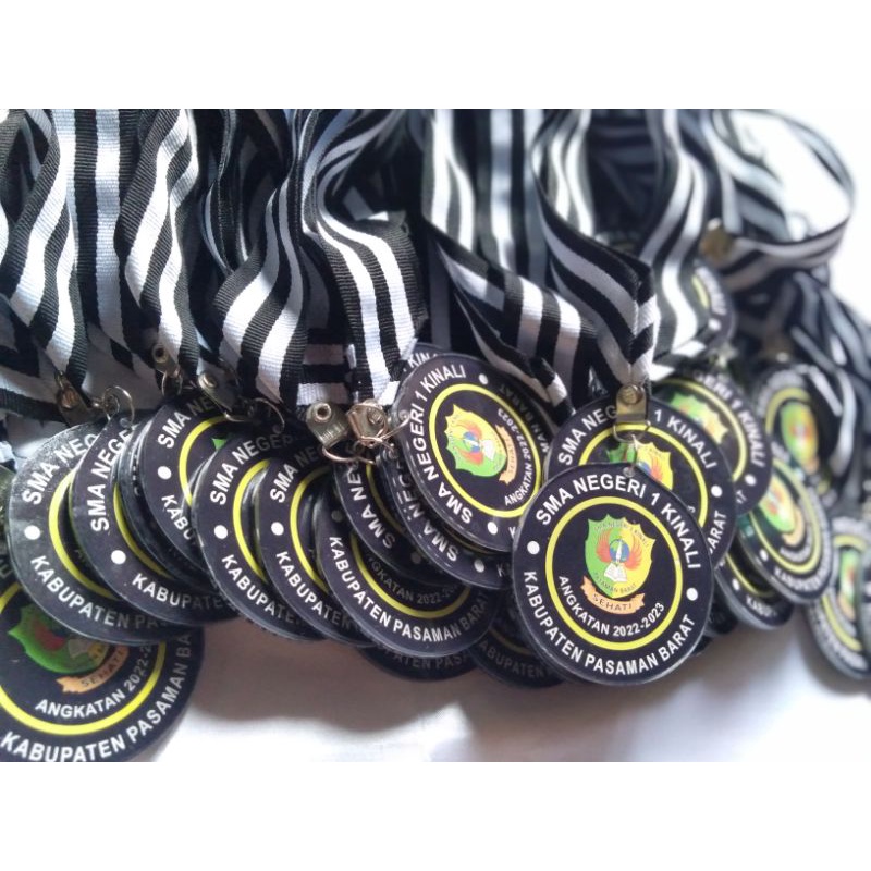 

Medali Akrilik Costum Acara Sekolah, Kantor dll
