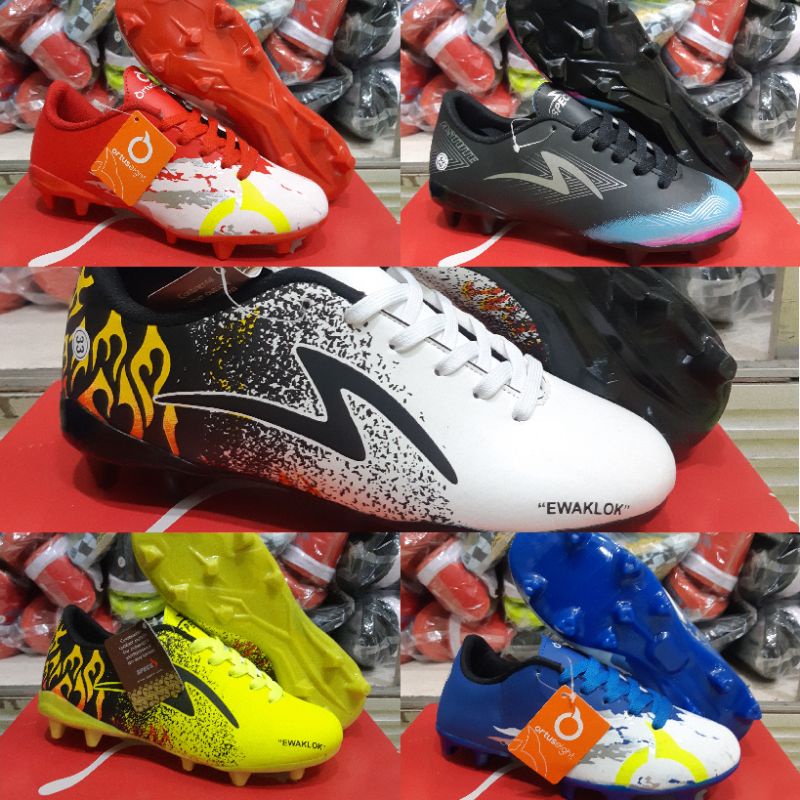 sepatu bola anak anak/sepatu olahraga(BISA COD)