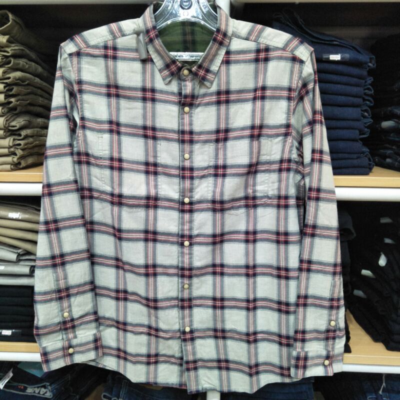 Emba kemeja kotak kotak lengan panjang pria