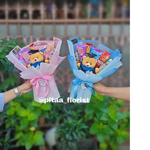 

֍ Buket Wisuda / Buket Boneka Wisuda / Buket Graduation / Buket Snack Wisuda / Hadiah Wisuda ✼