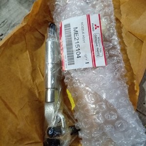 ME220255 OEM MITSUBISHI INJEKTOR NOZZLE NOSEL HOLDER MITSUBISHI