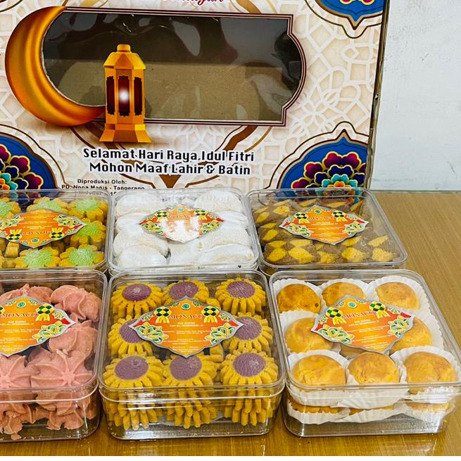 

★ Kue Paket Lebaran Monaco isi 6 Toples ➴