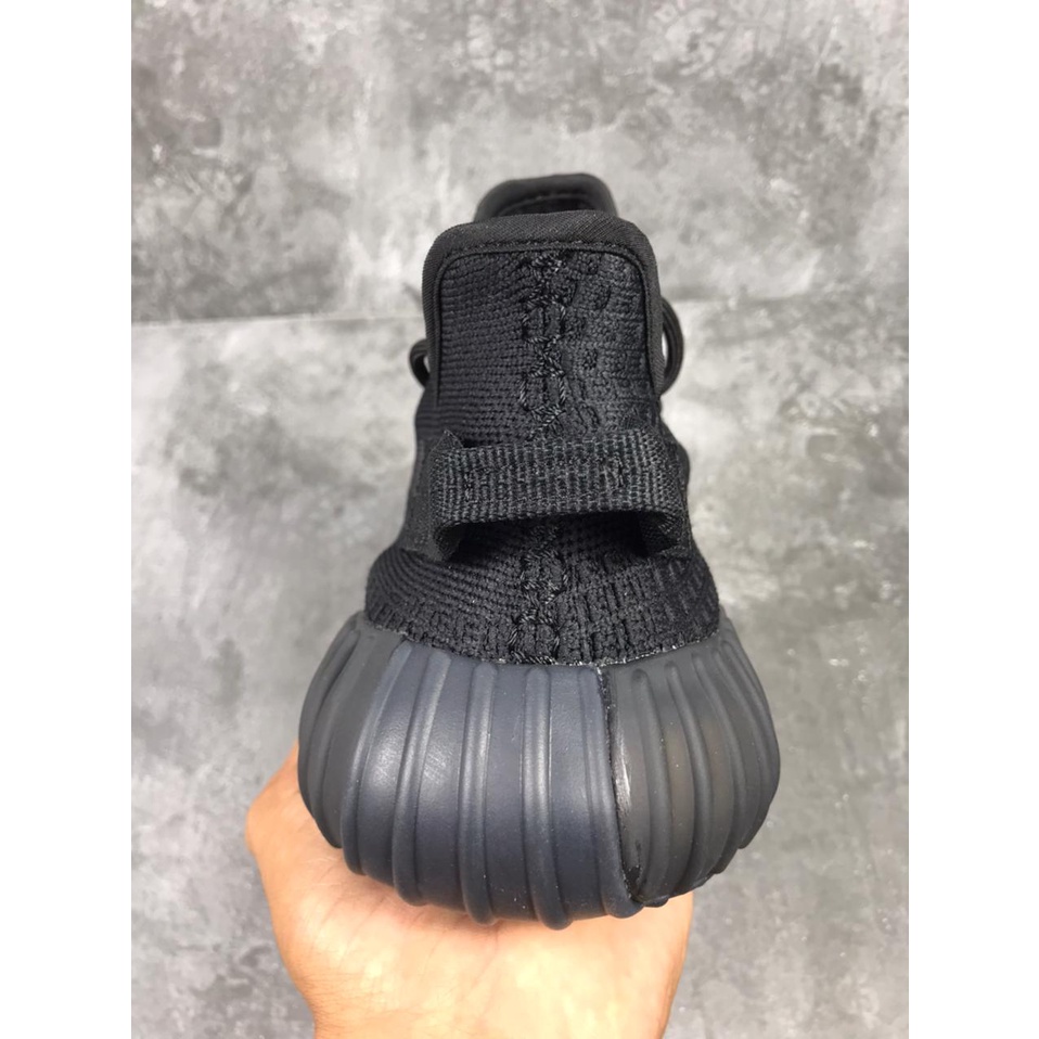 adidas Yeezy Boost 350 V2 Onyx - HQ4540, 100% Real Pic.