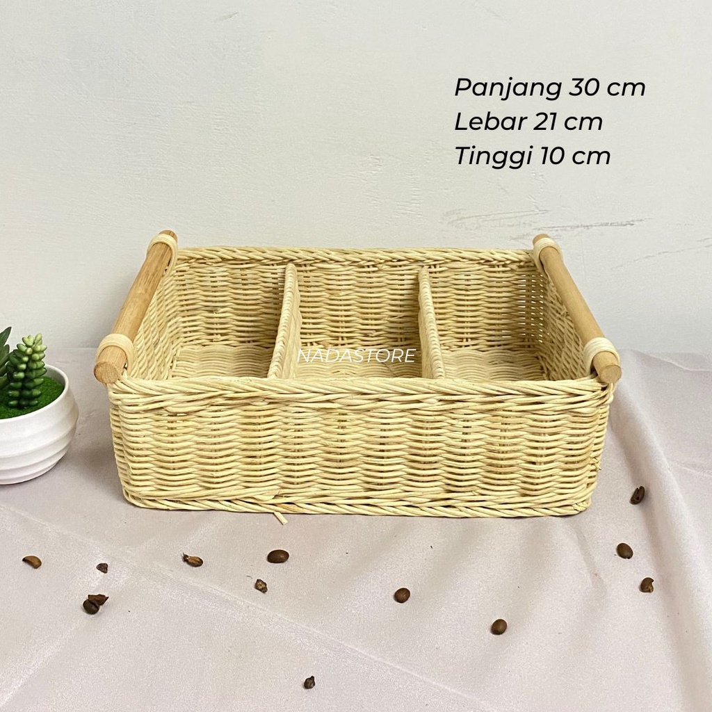 KERANJANG/TRAY ROTAN SEKAT SERBAGUNA TEMPAT SENDOK GARPU DLL | ORGANIZER RUMAH | DEKORASI RUANGAN