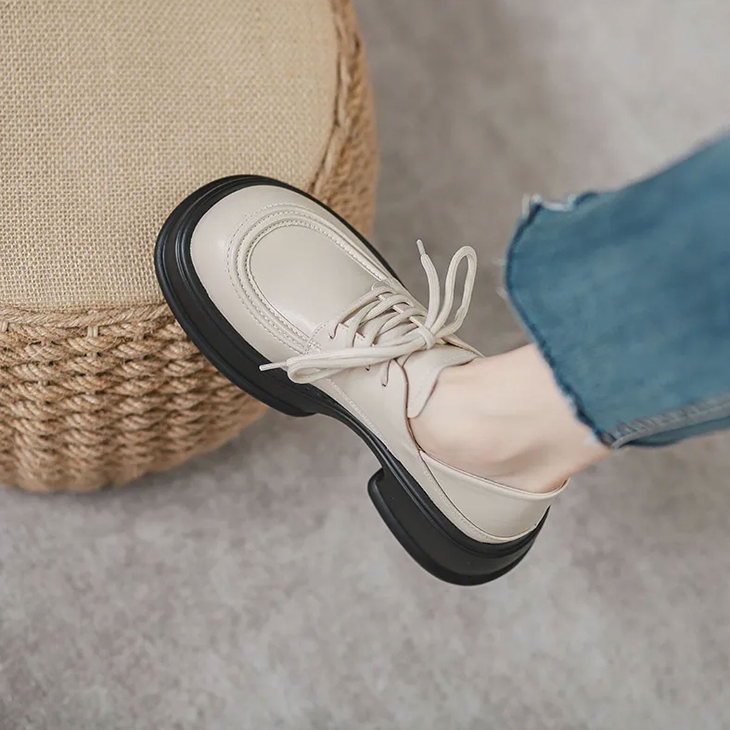 Sepatu Docmart Wanita Docmart Basic Sepatu Loafers Lace Pu Tinggi Sol 4.5 cm Hitam Putih Doff ST038