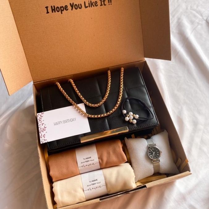 

TAS HAMPERS ES01 [LCR BAG]HAMPERS GIFT BOX TAS CEWEK/HADIAH ULANG TAHUN CEWEK/KADO EL09I09A82L