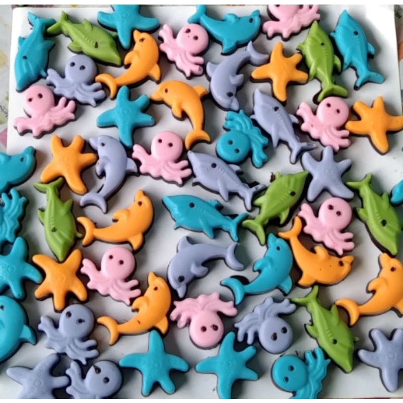 

cokelat karakter mini isi 100pcs