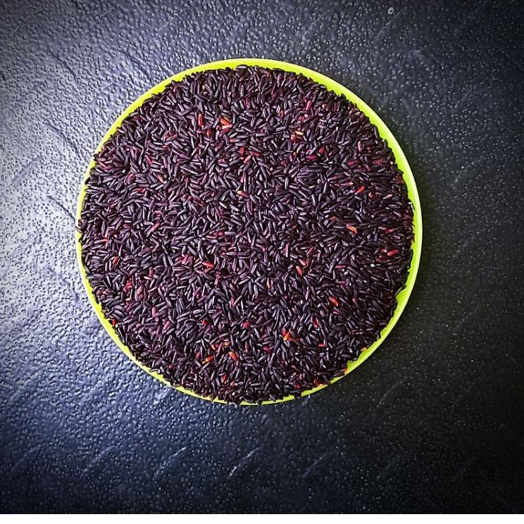 

Terlaku... BERAS KETAN HITAM PK - BLACK GLUTINOUS RICE - PREMIUM GRADE - 1KG