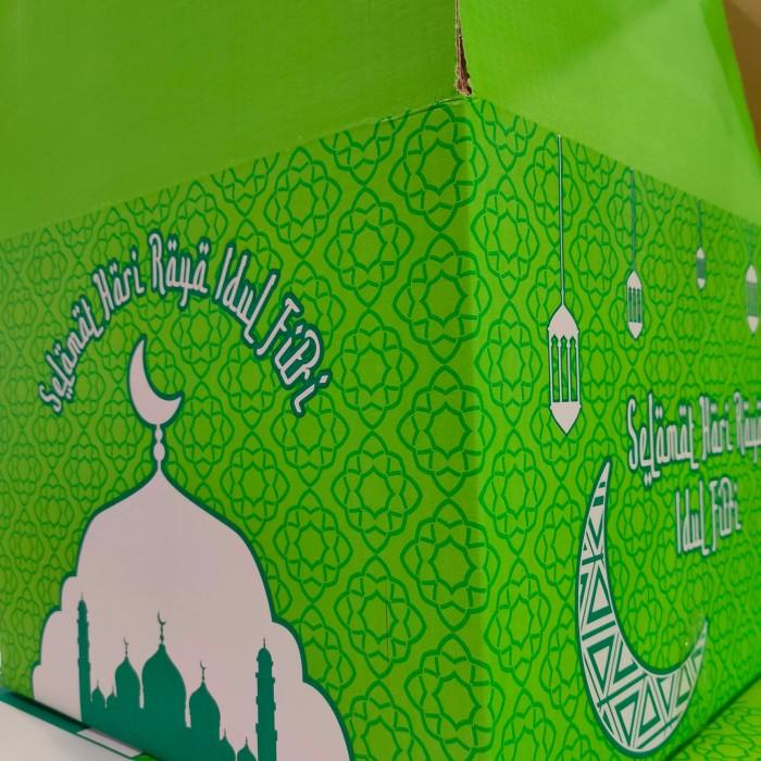 

30 X 30 X 30 Cm Dus Box Karton Kardus Idul Fitri Paket Parcel Lebaran 036
