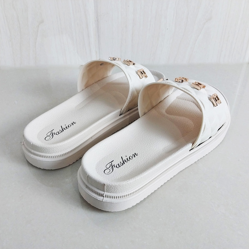 Sandal Slop Wanita Slip On Korea Style Sandal Jelly Rumahan Bahan PVC Empuk Azgalery SPT-51