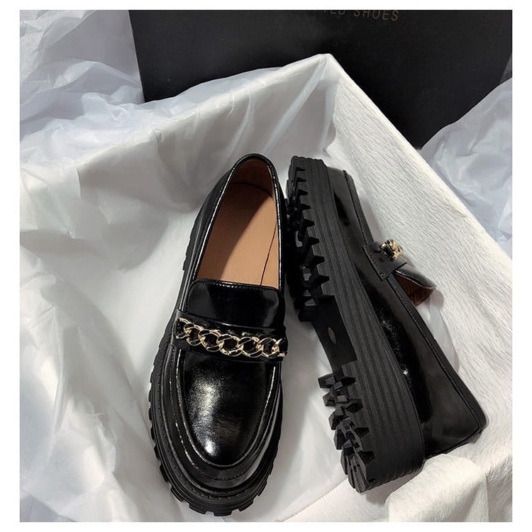 SEPATU LOAFERS DOCMART WANITA '' ZENNA '' KOREA STYLE LOGAM RANTAI PREMIUM 0770