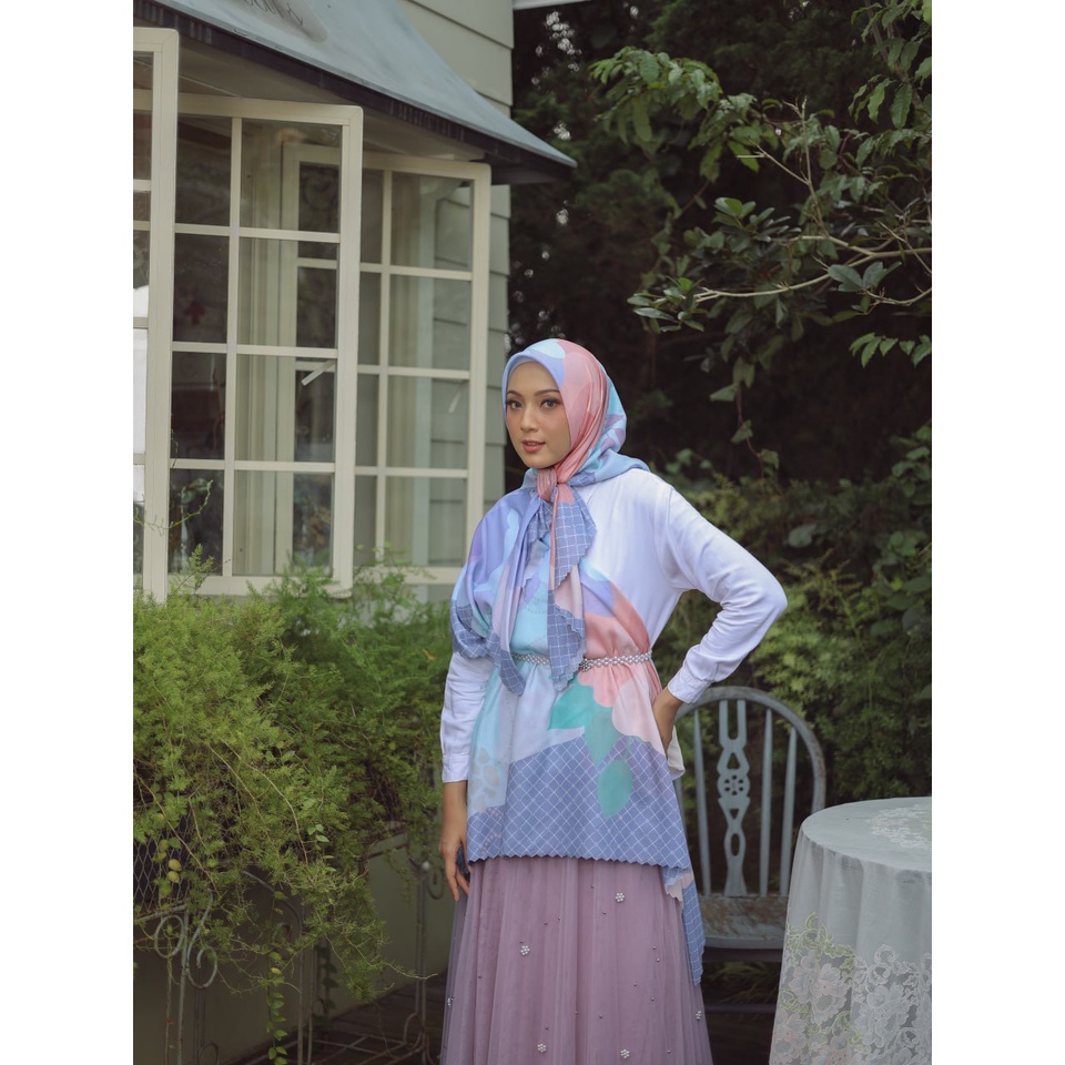 Hijab Segi Empat Lasercut Rosyela Rosyela Scarf By ZR Fashion