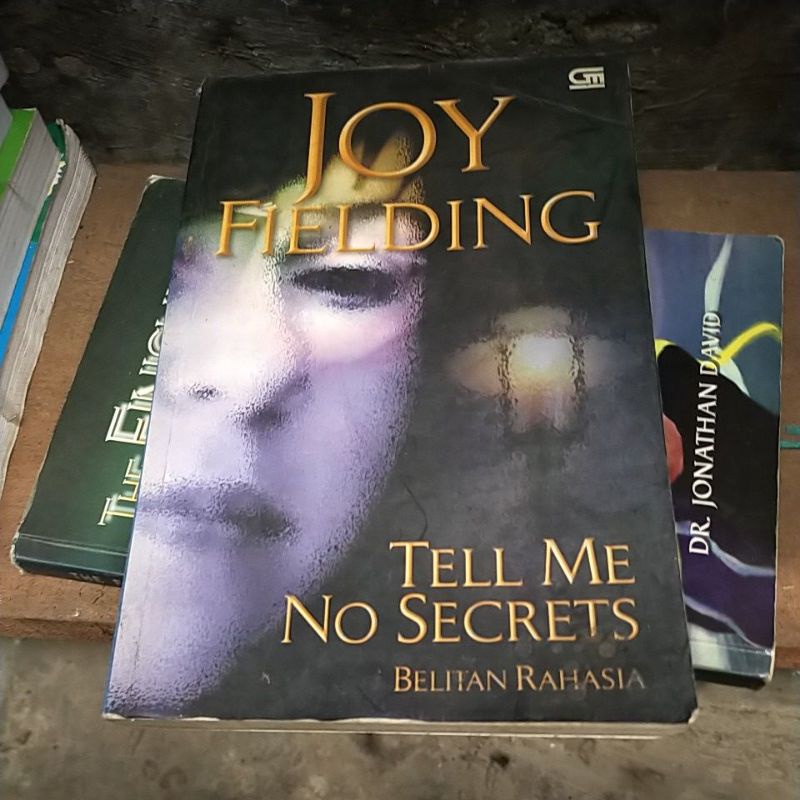 

buku Joy fielding