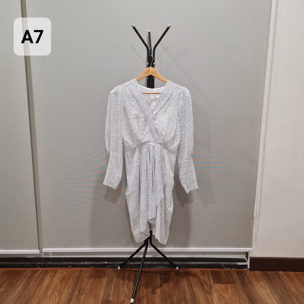 Dress Sifon Putih Deventi/white