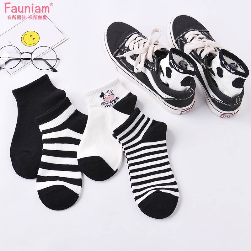 SS Kaos Kaki Wanita Motif Cow 6666 Kaos Kaki Pendek Fashion Korean Unisex Atas Mata Kaki Karakter Sapi Ankle Socks Korean Model Simple Cute