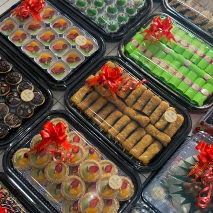 Mika Nampan Kue BESAR+TATAKAN alas dan tutup isi 10pcs