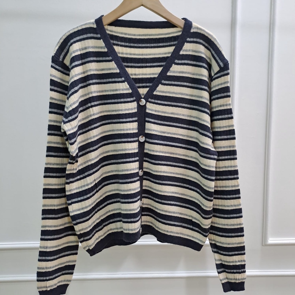 Sarah Cardi Stripes Two Tone - Cardigan Knit Korean Style - Atasan Wanita Rajut Import TM (19874-A)